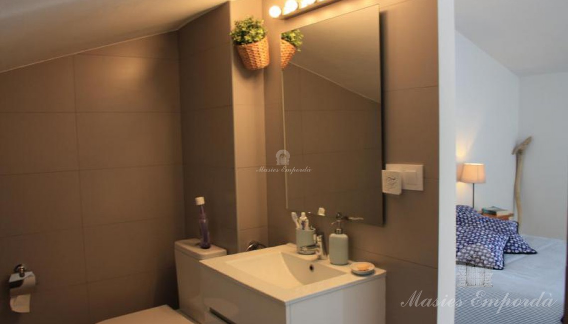 Baño completo de la suite 