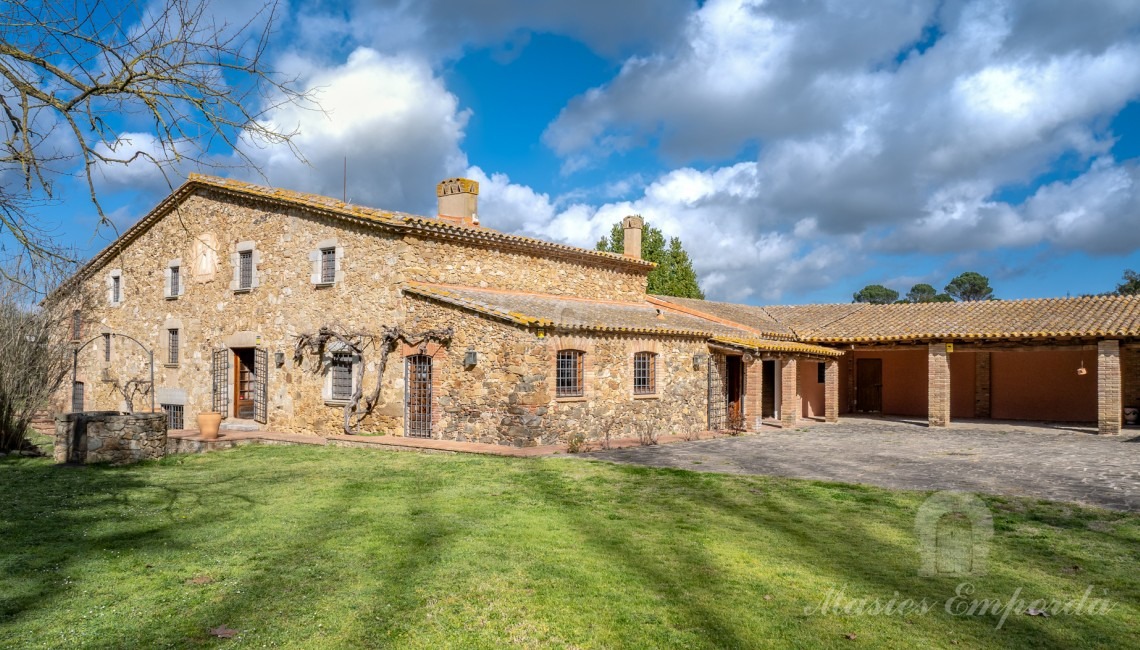 Views of the farmhouse