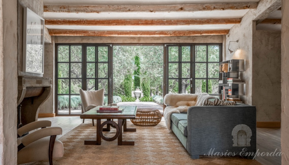 Living room of the farmhouse