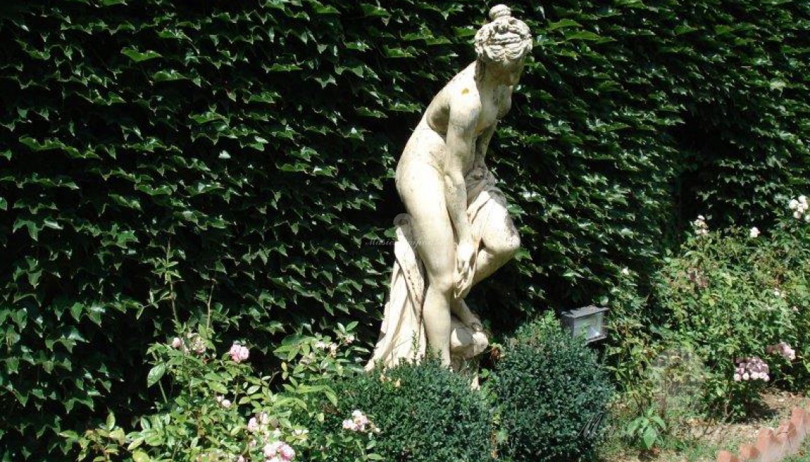 Detalle de las estatuas de los jardines 