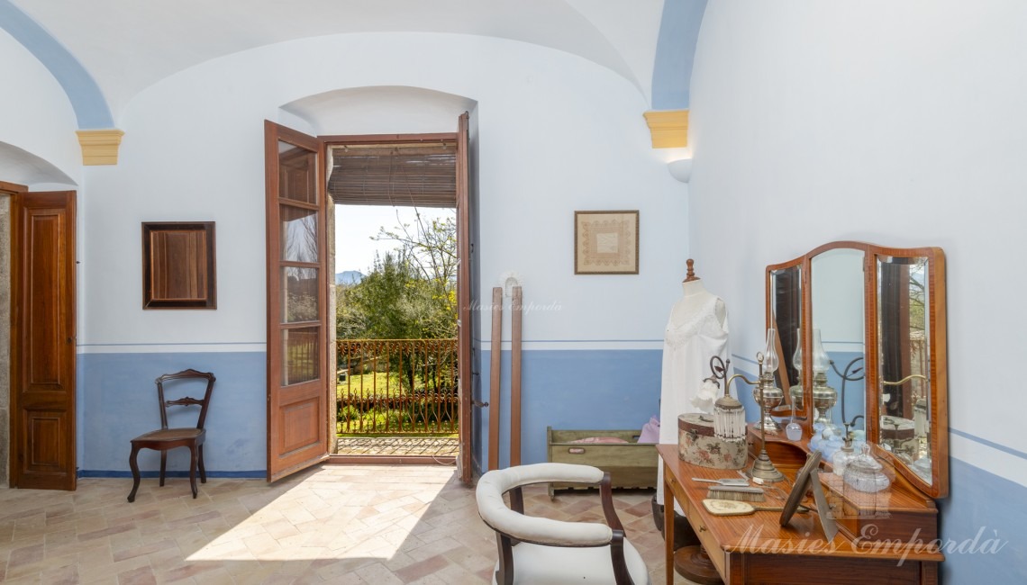 First-floor hallway 