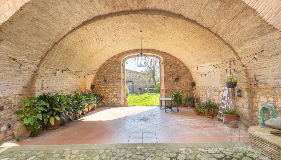 Entrance to the farmhouse’s inner courtyard 