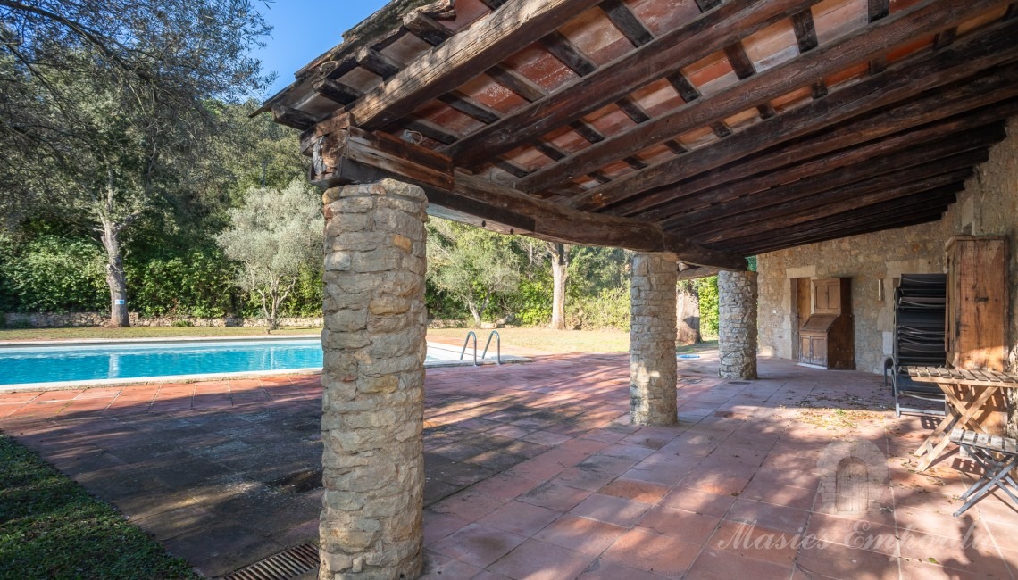 Porche de la piscina 
