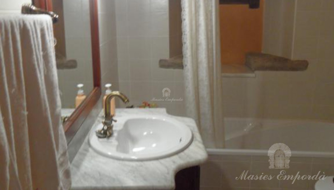 Baño de planta de la casa 