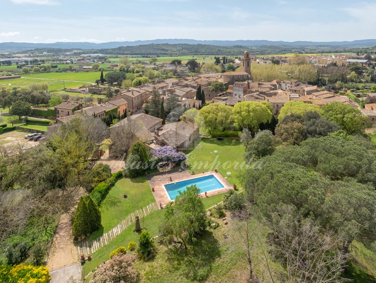 Views of the farmhouse