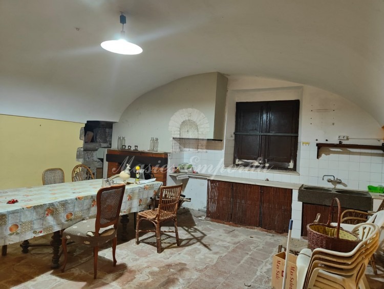 Kitchen, dining room of the farmhouse