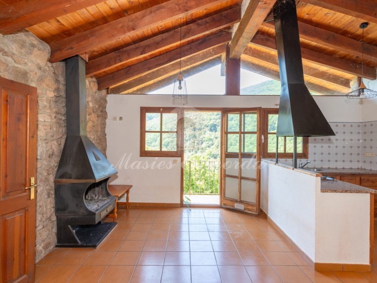 Annex to the farmhouse, old barn